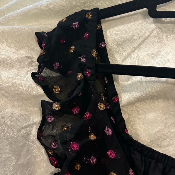 NWT Loft Shimmer Clip Ruffle Crossover Shell, Loft Large - Picture 8 of 13